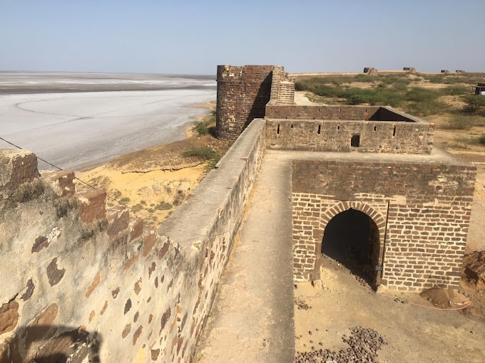 Lakhpat Fort